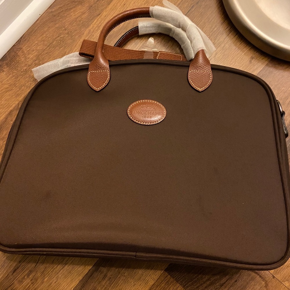 Longchamp Travel Bag; Never used;(not new).